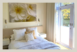 Tuishuisie Stellenbosch: rose bedroom